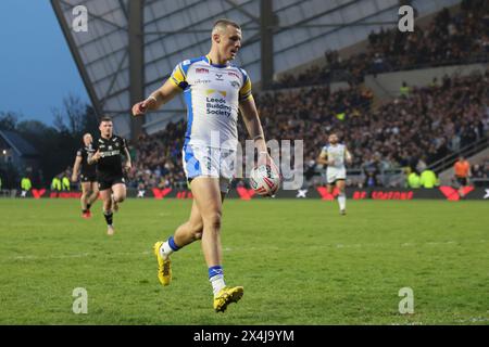 Leeds, UK. 03rd May, 2024. AMT Headingley Rugby Stadium, Leeds, West Yorkshire, 3rd May 2024. Betfred Super League Leeds Rhinos v London Broncos Ash Handley of Leeds Rhinos races away to score the 2nd try of the game against London Broncos Credit: Touchlinepics/Alamy Live News Stock Photo