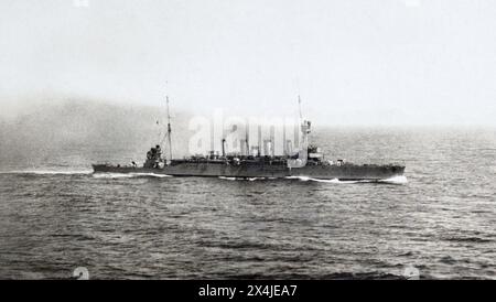 HMS Birmingham at sea c. 1914-1931. Stock Photo