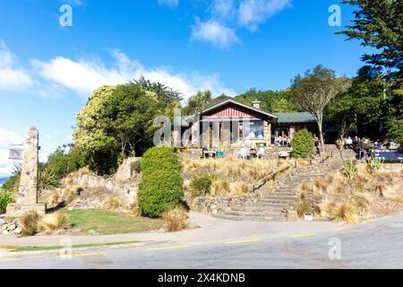 Sign of the Kiwi Cafe, Summit Road, Governors Bay, Banks Peninsula, Canterbury Region, New Zealand Stock Photo