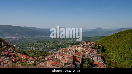 Miranda, Isernia, Molise. In the province of Isernia, just a few kilometers from the pentra town, there is Miranda, a charming village at 900 m. above Stock Photo