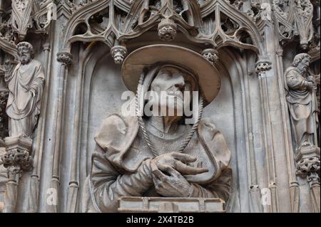Vienna, Austria, St. Stephen's Cathedral. The pulpit of St. Stephen’s Cathedral. Sculpture of Hieronymus. By Anton Pilgram or Niclas Gerhaert van Leyden Stock Photo
