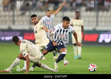 Lima, Peru. 03rd May, 2024. Jeriel De Santis of Alianza Lima during the Liga 1 match between Alianza de Lima and UTC Cajamarca played at Nacional Stadium on May 3, 2024 in Lima, Peru. (Photo by Miguel Marrufo/PRESSINPHOTO) Credit: PRESSINPHOTO SPORTS AGENCY/Alamy Live News Stock Photo