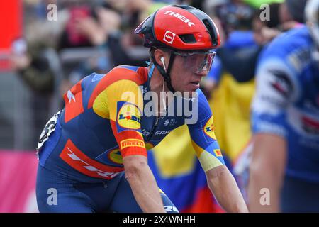 Biella, Italy. 05th May, 2024. the group reaches to finih line of San Francesco Al Campo (TO)-Santuario di Oropa (BI) - Stage 2 of Giro D'Italia 2024 during Stage 2 - S.Francesco al Campo-Santuario di Oropa, Giro d'Italia race in Biella, Italy, May 05 2024 Credit: Independent Photo Agency/Alamy Live News Stock Photo