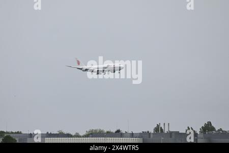 Paris, France. 5th May, 2024. Chinese President Xi Jinping's plane arrives in Paris, France, May 5, 2024. Xi arrived here Sunday for a state visit to France. Credit: Xie Huanchi/Xinhua/Alamy Live News Stock Photo