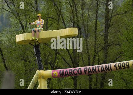 Santuario Di Oropa, Italia. 05th May, 2024. A memory of Marco Pantani during the stage 2 of the of the Giro d'Italia from San Francesco al Campo to Santuario di Oropa, Italy - Sunday May 5, 2024 Italy - Sport Cycling (Photo by Massimo Paolone/Lapresse) Credit: LaPresse/Alamy Live News Stock Photo