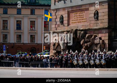 Stockholm, Swden. 06th May, 2024.Stockholm, Sweden. 06th May, 2024. King Frederick X and Queen Mary arrive sailing with the Vasa Order accompanied by the Swedish Crown Princess Victoria and Prince Daniel to Skeppsbron in Stockholm, Monday, May 6, 2024. Upon arrival, the royal couple is received by King Carl XVI Gustaf and Queen Silvia. Monday and Tuesday, the Danish royal couple will make their first state visit to Sweden. Credit: Ritzau/Alamy Live News Stock Photo