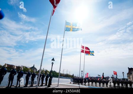 Stockholm, Swden. 06th May, 2024.Stockholm, Sweden. 06th May, 2024. King Frederick X and Queen Mary arrive by boat with the Order of Vasa, accompanied by the Swedish Crown Princess Victoria and Prince Daniel to Skeppsbron in Stockholm, Monday, May 6, 2024. Upon arrival, the royal couple is received by King Carl XVI Gustaf and Queen Silvia. Monday and Tuesday, the Danish royal couple will make their first state visit to Sweden. Credit: Ritzau/Alamy Live News Stock Photo