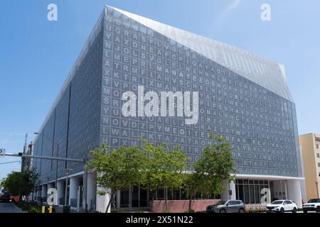 Miami, Florida - April 2, 2024: Collins Park Garage in Miami Beach, designed by Allan Shulman, features lighting behind perforated metal to highlight Stock Photo