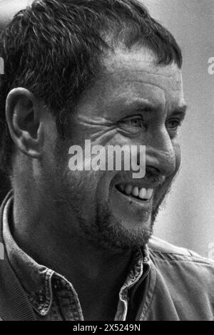 JOHN NETTLES, BATH, 1994: Actor John Nettles promoting his forthcoming play The Provok'd Wife at Theatre Royal in Bath, England, UK on 20 August 1994. This was a fallow period in his career between Bergerac and Midsomer Murders. Picture: Rob Watkins. INFO: John Nettles, a British actor born on October 11, 1943, in St Austell, Cornwall, gained fame for his roles in television dramas like 'Bergerac' and 'Midsomer Murders.' His versatile performances and commanding presence have made him a beloved figure in British television. Stock Photo