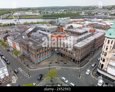 Richmond Chambers in Derry, NI, houses the Housing Executive Office. Formerly a courthouse, it serves as a hub for housing services in the area. Stock Photo