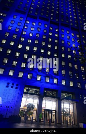 Evening view of a tall urban building, London UK Stock Photo