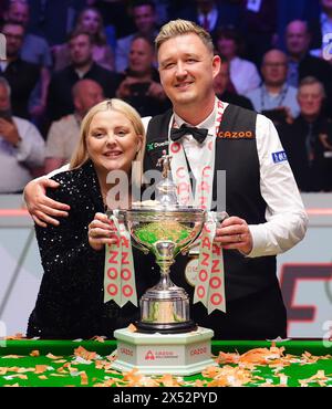 Kyren Wilson celebrates with his wife Sophie Lauren after winning the ...