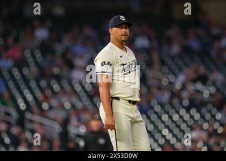 Minneapolis, Minnesota, USA. 6th May, 2024. Minnesota Twins pitcher JHOAN DURAN (59) looks on during a MLB baseball game between the Minnesota Twins and the Seattle Mariners at Target Field. The Twins won 3-1. (Credit Image: © Steven Garcia/ZUMA Press Wire) EDITORIAL USAGE ONLY! Not for Commercial USAGE! Stock Photo