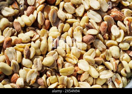 ground-nut, peanut (Arachis hypogaea), salted peanuts Stock Photo