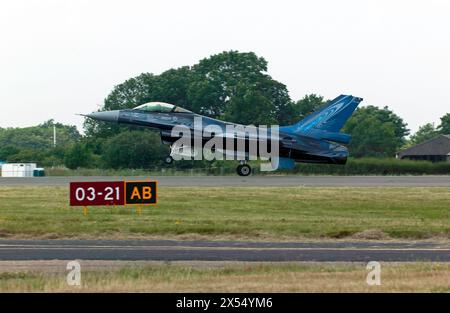 Belgian Air Component's F-16AM Fighting Falcon solo display aircraft, landing at the 2010 Biggin Hill International Air Fair. Stock Photo