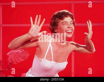 AN AMERICAN IN PARIS 1951 MGM film with Leslie Caron asLise Bouvier Stock Photo