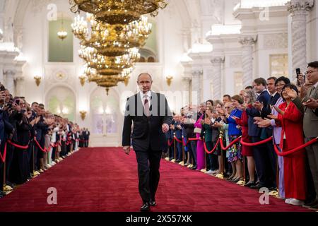 Moscow, Russia. 7th May, 2024. Vladimir Putin attends an inauguration ceremony at the Kremlin in Moscow, Russia, May 7, 2024. Russia will overcome all obstacles and achieve its goals in development, Vladimir Putin said Tuesday when he was sworn in as Russian president. Credit: Cao Yang/Xinhua/Alamy Live News Stock Photo
