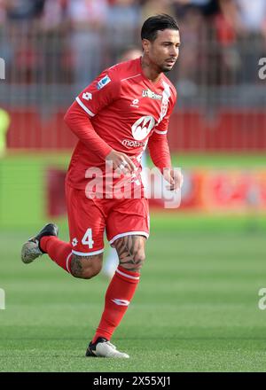 Monza, Italy. 4th May, 2024. Armando Izzo of AC Monza during the Serie A match at U-Power Stadium, Monza. Picture credit should read: Jonathan Moscrop/Sportimage Credit: Sportimage Ltd/Alamy Live News Stock Photo