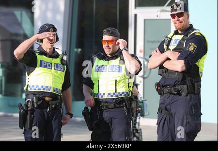 Malmo, Sweden. 07th May, 2024. Music fans in front of Malmo Arena ahead of the first semi-final of the 68th edition of the Eurovision Song Contest (ESC) in Malmo, Sweden, May 07, 2024. Photo: Sanjin Strukic/PIXSELL Credit: Pixsell/Alamy Live News Stock Photo