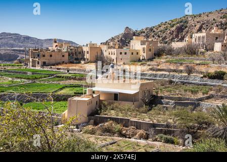 Looking into the village of Wadi Al Muaydin from Jebel Akhdar, Oman Stock Photo