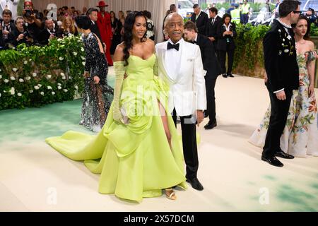 New York, USA. 6 May 2024. Aisha McShaw and Al Sharpton attending the Metropolitan Museum of Art Costume Institute Benefit Gala 2024 in New York, USA Photo credit should read: Matt Crossick/Alamy Live News Stock Photo