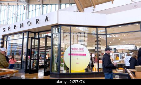 Spacious Interior of Park Meadows Mall with Modern Architectural Design ...