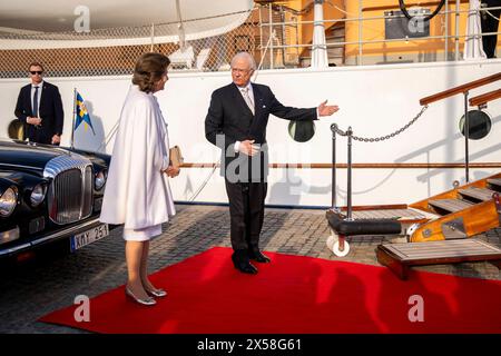 Stockholm, Sweden. 07th May, 2024. King Carl XVI Gustaf and Queen Silvia arrive for a thank you reception on the Royal Ship Dannebrog in Stockholm, Tuesday, May 7, 2024. It is the Danish royal couple who are hosts for the reception. Monday and Tuesday, the Danish royal couple make their first state visit to Sweden. During the state visit, the royal couple will among other things meet Danish and Swedish astronauts, visit the fleet station Berga and attend a gala dinner at the Royal Palace. (Photo: Ida Marie Odgaard/Ritzau Scanpix) Credit: Ritzau/Alamy Live News Stock Photo