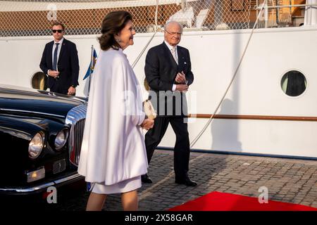 Stockholm, Sweden. 07th May, 2024. King Carl XVI Gustaf and Queen Silvia arrive for a thank you reception on the Royal Ship Dannebrog in Stockholm, Tuesday, May 7, 2024. It is the Danish royal couple who are hosts for the reception. Monday and Tuesday, the Danish royal couple make their first state visit to Sweden. During the state visit, the royal couple will among other things meet Danish and Swedish astronauts, visit the fleet station Berga and attend a gala dinner at the Royal Palace. (Photo: Ida Marie Odgaard/Ritzau Scanpix) Credit: Ritzau/Alamy Live News Stock Photo