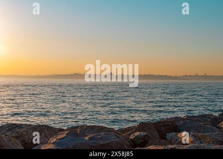 Where Continents Meet, Istanbul's Iconic Horizon, Istanbul at dusk, sunset in Istanbul Stock Photo