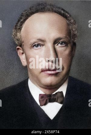 Strauss, Richard, 11.6.1864 - 8.9.1949, German composer, portrait, photo, circa 1909, ADDITIONAL-RIGHTS-CLEARANCE-INFO-NOT-AVAILABLE Stock Photo