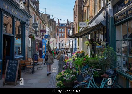 Flask Walk lane, Hampstead village in north London Stock Photo