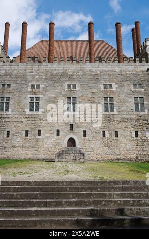 Paço dos Duques de Bragança (Ducal Palace), Guimarães. Minho, Portugal Stock Photo