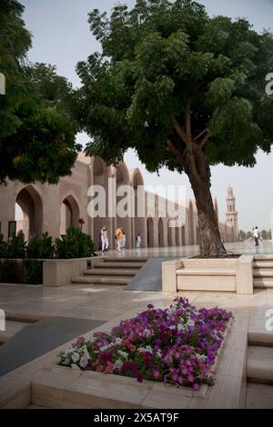 minaret and riwaq sultan qaboos grand mosque muscat oman middle east Stock Photo