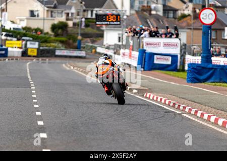 Portstewart, UK. 09th May, 2024. Race 4 Practice laps at the Northwest 200 Credit: Bonzo/Alamy Live News Stock Photo