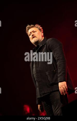 Guy Garvey of Elbow live at the O2 during the last gig of their current ...