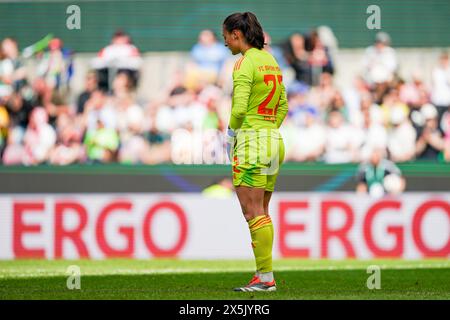 Cologne, Germany. 09th May, 2024. Cologne, Germany, May 9th 2024: Maria Luisa Grohs (22 Bayern Munich) looks dejected and disappointed during the DFB-Cup Final match between FC Bayern Munich and VfL Wolfsburg at RheinEnergieStadion in Cologne, Germany. (Daniela Porcelli/SPP) Credit: SPP Sport Press Photo. /Alamy Live News Stock Photo