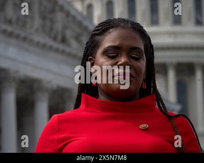 Washington, District Of Columbia, USA. 8th May, 2024. Representative CORI BUSH (D-MO) at press conference on the dismantling of The George Washington University encampment. (Credit Image: © Sue Dorfman/ZUMA Press Wire) EDITORIAL USAGE ONLY! Not for Commercial USAGE! Stock Photo