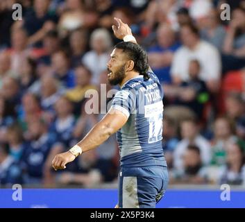 Salford, UK. 10th May, 2024. 10th May 2024; Salford Community Stadium, Salford, Lancashire, England; Gallagher Premiership Rugby, Sale Sharks versus Leicester Tigers;  Manu Tuilagi of Sale Sharks Credit: Action Plus Sports Images/Alamy Live News Stock Photo