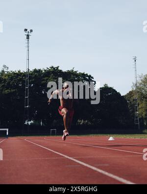 Mile End, UK. 10 May, 2024. USA’s Chris Royster during training in preparation for the 2024 United States Olympic trials. Credit: George Tewkesbury/Alamy Live News Stock Photo