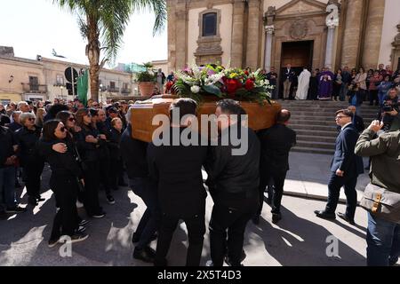 Partinico, Italia. 11th May, 2024. I funerali di Ignazio Giordano, l'operaio morto nella strage sul lavoro a Casteldaccia, nella chiesa madre di Partinico in provincia di Palermo - cronaca - sabato 11 maggio 2024 (foto Alberto Lo Bianco/LaPresse) The funeral of Ignazio Giordano, the worker who died in Casteldaccia, at the church in Partinico - news - Saturday May 11, 2024 (photo Alberto Lo Bianco/LaPresse) Credit: LaPresse/Alamy Live News Stock Photo