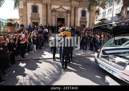 Partinico, Italia. 11th May, 2024. I funerali di Ignazio Giordano, l'operaio morto nella strage sul lavoro a Casteldaccia, nella chiesa madre di Partinico in provincia di Palermo - cronaca - sabato 11 maggio 2024 (foto Alberto Lo Bianco/LaPresse) The funeral of Ignazio Giordano, the worker who died in Casteldaccia, at the church in Partinico - news - Saturday May 11, 2024 (photo Alberto Lo Bianco/LaPresse) Credit: LaPresse/Alamy Live News Stock Photo