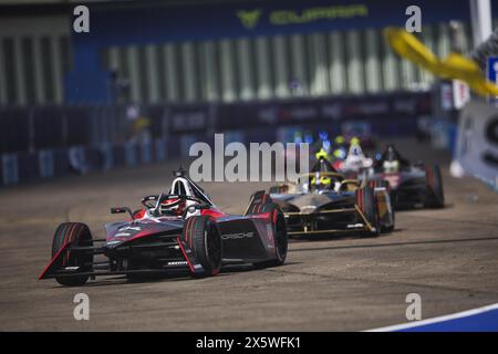 94 WEHRLEIN Pascal (ger), TAG HEUER Porsche Formula E Team, Porsche 99X Electric, action during the 2024 Berlin ePrix, 7th meeting of the 2023-24 ABB FIA Formula E World Championship, on the Tempelhof Airport Street Circuit from May 10 to 12, 2024 in Berlin, Germany Stock Photo