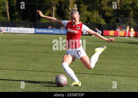 Wijdewormer, Netherlands. 11th May, 2024. WIJDEWORMER, NETHERLANDS - MAY 11: Isa Dekker of AZ during the Dutch Azerion Women's Eredivisie match between AZ Alkmaar and sv Heerenveen at AFAS Trainingscomplex on May 11, 2024 in Wijdewormer, Netherlands. (Photo by Gerard Spaans/Orange Pictures) Credit: Orange Pics BV/Alamy Live News Stock Photo