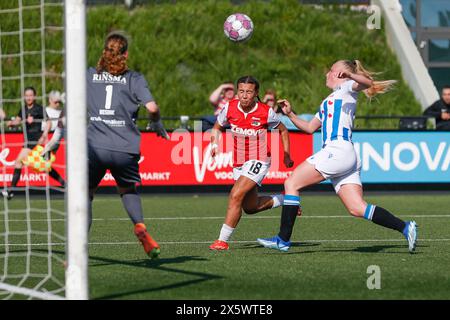 Wijdewormer, Netherlands. 11th May, 2024. WIJDEWORMER, NETHERLANDS - MAY 11: goal Romaissa Boukakar of AZ during the Dutch Azerion Women's Eredivisie match between AZ Alkmaar and sv Heerenveen at AFAS Trainingscomplex on May 11, 2024 in Wijdewormer, Netherlands. (Photo by Gerard Spaans/Orange Pictures) Credit: Orange Pics BV/Alamy Live News Stock Photo