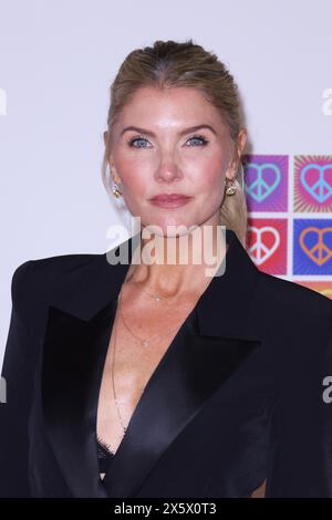 Amanda Kloots attends teh 2024 Race To Erase MS Gala at Fairmont