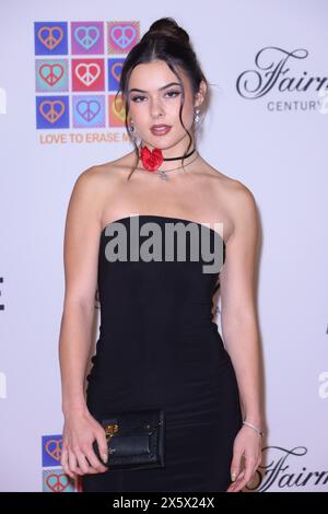 Lauren Kettering attends teh 2024 Race To Erase MS Gala at Fairmont