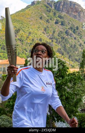 ©Francois Glories/MAXPPP -  11/05/2024 Laura Flessel-Colovic (Quituple Olympic medallist and winner of the two gold medals in women's epee at the Olympic debut in Atlanta in 1996) and Minister for Sport 2017-2018.The Olympic Torch passes through Dignes les Bains.  The Olympic Flame torchbearers will be taking the 'Route Napoleon' on its 68-day journey across France before arriving in Paris on 26 July, the start date of the 'Paris 2024' Olympic and Paralympic Games. Dignes-les-Bains, a spa town in the Alpes de Haute Provence, is a picturesque stopover between the lavender fields and the snow-ca Stock Photo