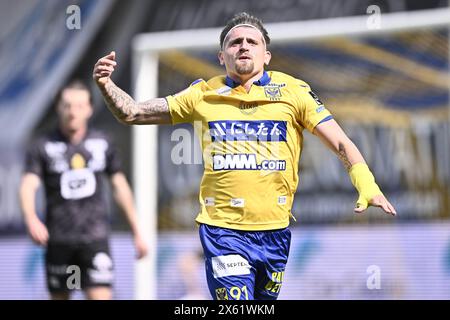 Sint Truiden, Belgium. 12th May, 2024. STVV's Adriano Bertaccini celebrates after scoring during a soccer match between Sint-Truidense VV and KV Mechelen, Sunday 12 May 2024 in Sint-Truiden, on day 8 (out of 10) of the Europe Play-offs of the 2023-2024 'Jupiler Pro League' first division of the Belgian championship. BELGA PHOTO JOHAN EYCKENS Credit: Belga News Agency/Alamy Live News Stock Photo