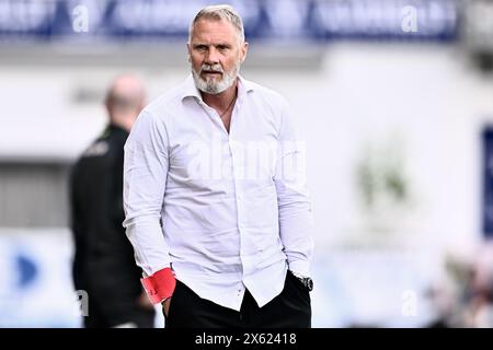 Sint Truiden, Belgium. 12th May, 2024. STVV's head coach Thorsten Fink pictured during a soccer match between Sint-Truidense VV and KV Mechelen, Sunday 12 May 2024 in Sint-Truiden, on day 8 (out of 10) of the Europe Play-offs of the 2023-2024 'Jupiler Pro League' first division of the Belgian championship. BELGA PHOTO JOHAN EYCKENS Credit: Belga News Agency/Alamy Live News Stock Photo