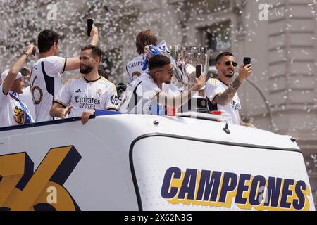 Madrid, Spain. 12th May, 2024. Real Madrid players celebrate the La Liga championship at the Cibeles fountain in Madrid. Credit: SOPA Images Limited/Alamy Live News Stock Photo